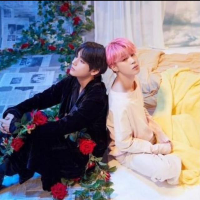 Taehyung & jimin fans ??