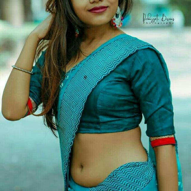 ? Tamil Ponnu Priya ?